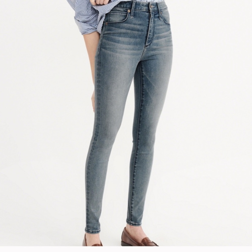 Abercrombie & Fitch Simone High Rise Skinny Jeans